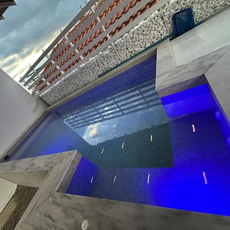 With A Sea View In Kallikrateia شقة *
